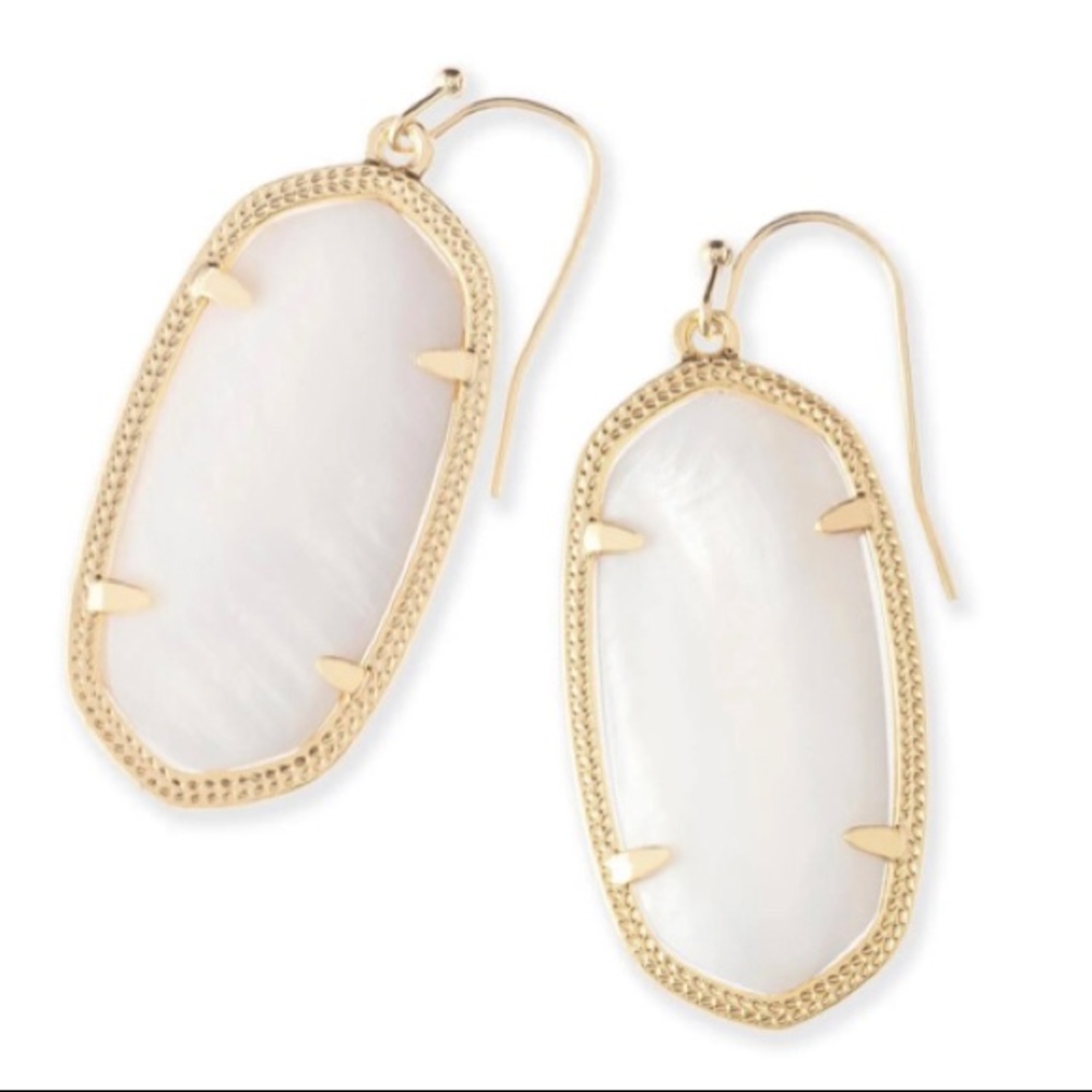 Kendra Scott Danielle earrings in ivory mother of pearl